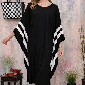 📌bpc Selection Classic Black and White Bat Wings Viscose Midi Dress